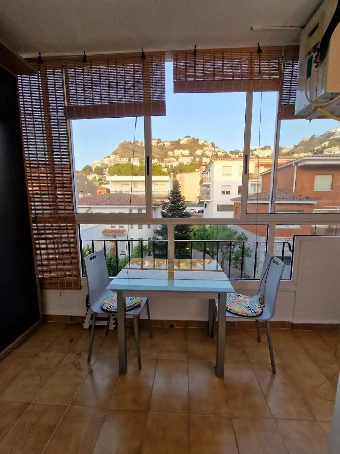 Primi Apartment Roses